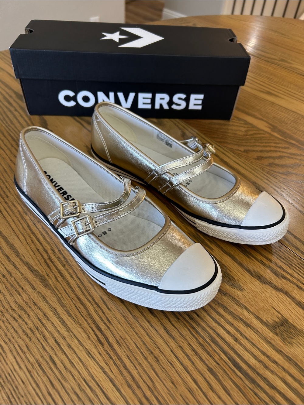 Converse Metallic Gold Dainty Mary Jane Sneakers, size 9.5, NIB